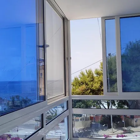Apartment Mango Beach Sarande